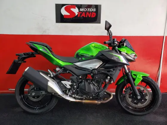 KAWASAKI Z500 