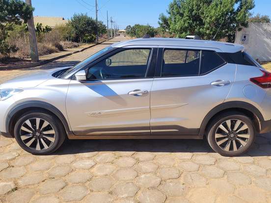 NISSAN-KICKS-1.6 16V FLEXSTART SV 4P XTRONIC NISSAN-KICKS-2017