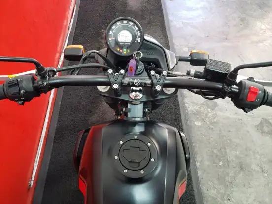 ROYAL ENFIELD-SCRAM 411-2023