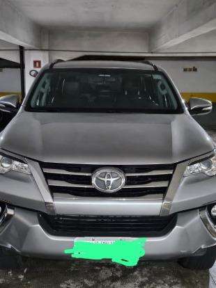 TOYOTA-HILUX SW4-2.7 SR 7 LUGARES 4X2 16V FLEX 4P AUTOMÁTICO TOYOTA-HILUX SW4-2016