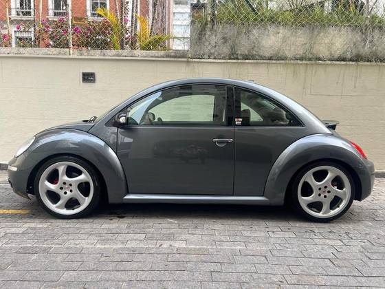 VOLKSWAGEN NEW BEETLE 2.0 MI 8V GASOLINA 2P AUTOMÁTICO