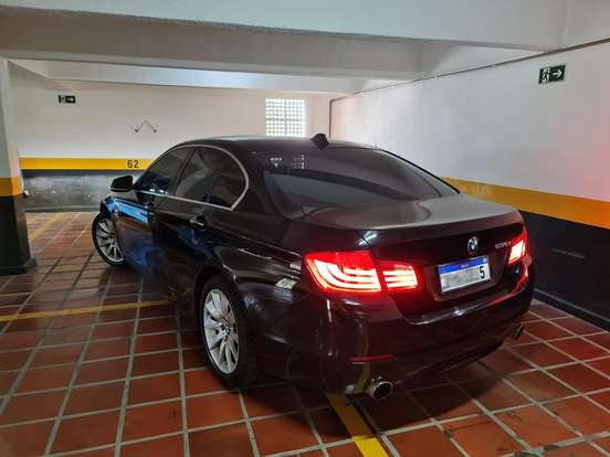 BMW-535i-3.0 SEDAN 6 CILINDROS 24V TURBO GASOLINA 4P AUTOMÁTICO BMW-535i-2010