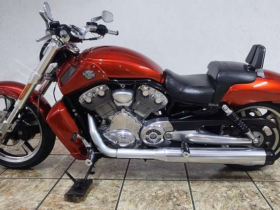 HARLEY-DAVIDSON-V-ROD MUSCLE HARLEY-DAVIDSON-V-ROD MUSCLE-2013