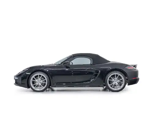PORSCHE-718-2024