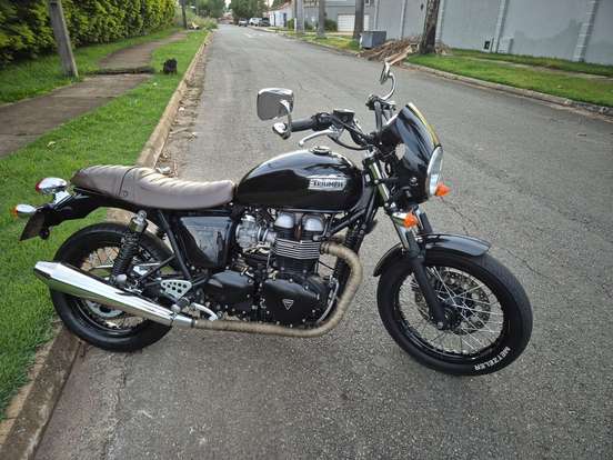 TRIUMPH-THRUXTON TRIUMPH-THRUXTON-2015