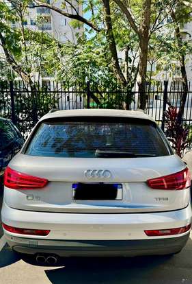 AUDI-Q3-2018