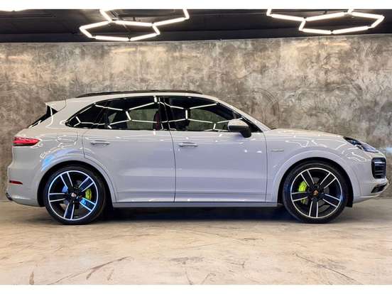 PORSCHE-CAYENNE-3.0 V6 E-HYBRID AWD TIPTRONIC S PORSCHE-CAYENNE-2022