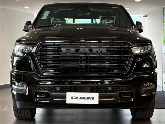 RAM-1500-3.0 HURRICANE 6 BITURBO GASOLINA LARAMIE NIGHT EDITION CD 4X4 AUTOMÁTICO RAM-1500-2024