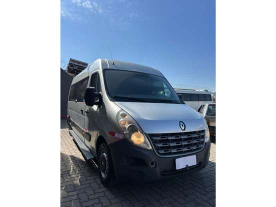 RENAULT-MASTER-2017