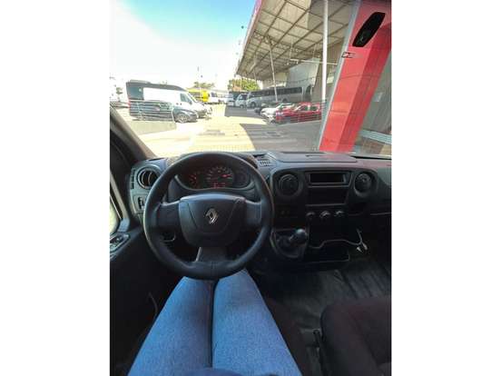 RENAULT-MASTER-2017