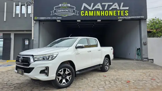 TOYOTA HILUX 2.8 SRX 4X4 CD 16V DIESEL 4P AUTOMÁTICO