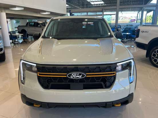 FORD-MAVERICK-2.0 ECOBOOST GASOLINA TREMOR AUTOMÁTICO FORD-MAVERICK-2025