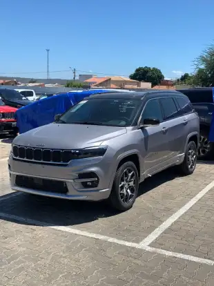 JEEP-COMMANDER-2025