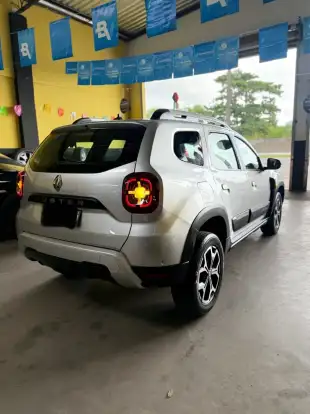 RENAULT-DUSTER-2021