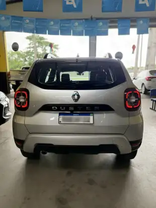 RENAULT-DUSTER-2021
