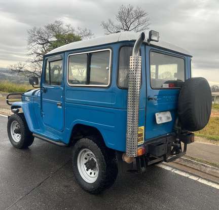 TOYOTA-BANDEIRANTE-1964