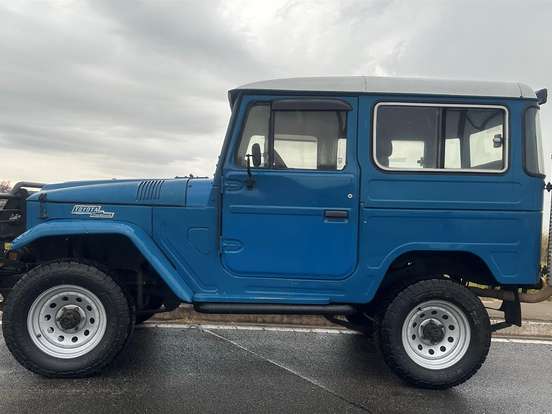 TOYOTA-BANDEIRANTE-3.7 BJ50LV 4X4 TETO RIGIDO DIESEL 2P MANUAL TOYOTA-BANDEIRANTE-1964