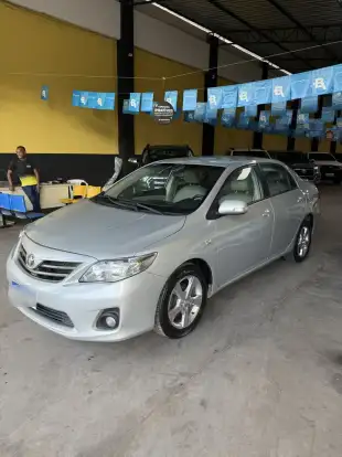 TOYOTA-COROLLA-2013