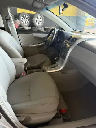 TOYOTA-COROLLA-2013