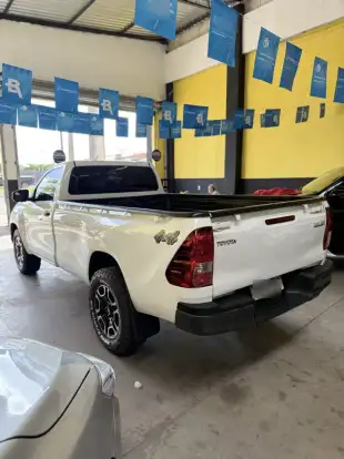 TOYOTA-HILUX-2.8 D-4D TURBO DIESEL CS 4X4 MANUAL TOYOTA-HILUX-2021
