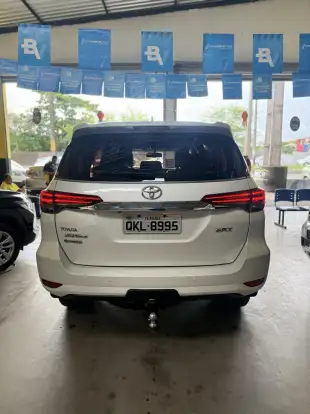 TOYOTA-HILUX SW4-2018