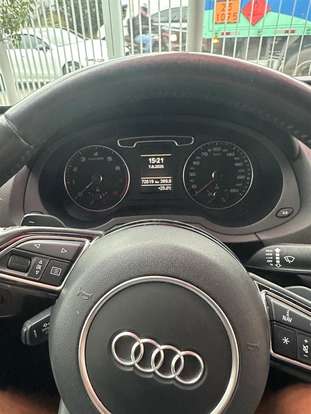 AUDI-Q3-2012