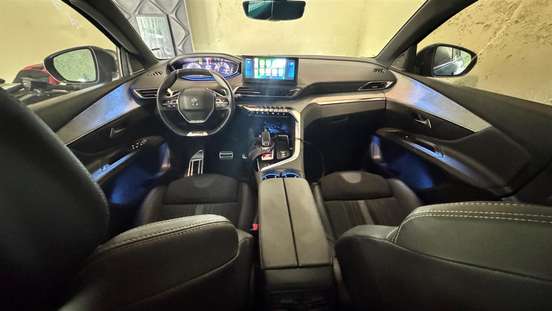 PEUGEOT-3008-2022