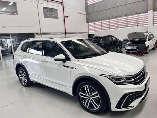 VOLKSWAGEN-TIGUAN-2024