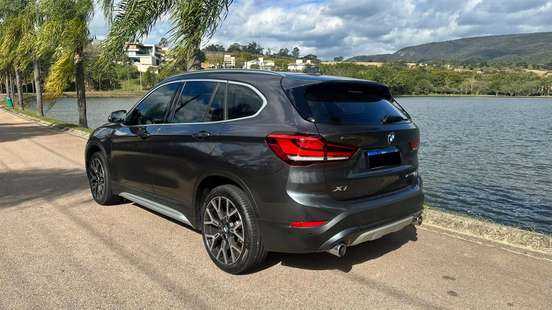 BMW-X1-2022