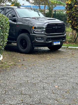 RAM 2500 6.7 I6 TURBO DIESEL LARAMIE NIGHT EDITION CD 4X4 AUTOMÁTICO