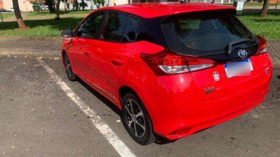 TOYOTA-YARIS-2019