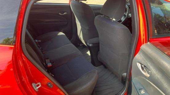 TOYOTA-YARIS-2019