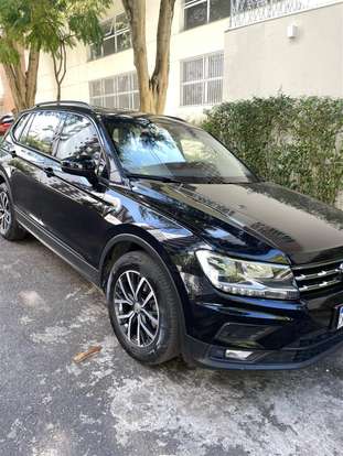 VOLKSWAGEN-TIGUAN-2018