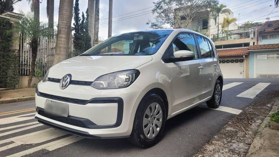 VOLKSWAGEN UP 1.0 MPI TOTAL FLEX 4P MANUAL