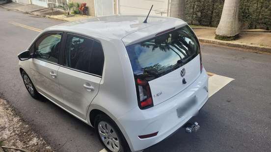 VOLKSWAGEN-UP-2019