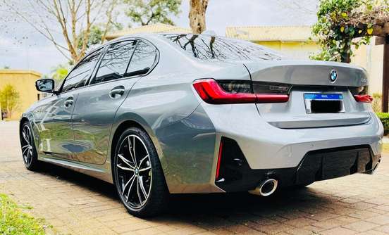 BMW-320i-2024