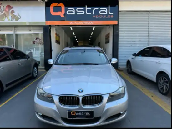 BMW-325i-2011