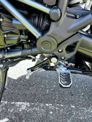 BMW-R 1250 GS ADVENTURE TRIPLE BLACK-2021