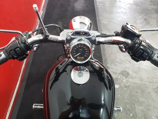 HARLEY-DAVIDSON-SPORTSTER XL 883 CUSTOM HARLEY-DAVIDSON-SPORTSTER XL 883 CUSTOM-2005