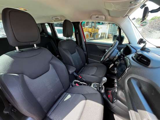 JEEP-RENEGADE-2018