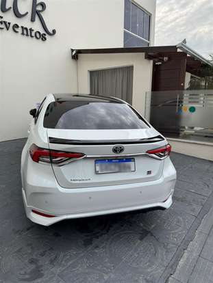 TOYOTA-COROLLA-2024