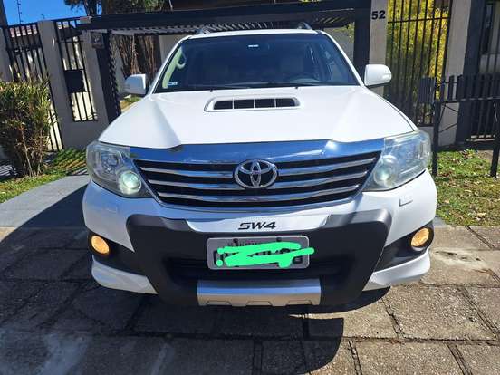 TOYOTA-HILUX SW4-3.0 SRV 4X4 16V TURBO INTERCOOLER DIESEL 4P AUTOMÁTICO TOYOTA-HILUX SW4-2012