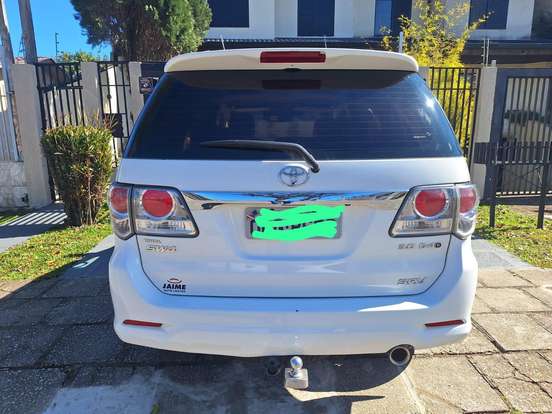 TOYOTA-HILUX SW4-3.0 SRV 4X4 16V TURBO INTERCOOLER DIESEL 4P AUTOMÁTICO TOYOTA-HILUX SW4-2012