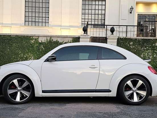 VOLKSWAGEN-FUSCA-2.0 TSI 16V GASOLINA 2P AUTOMÁTICO VOLKSWAGEN-FUSCA-2012