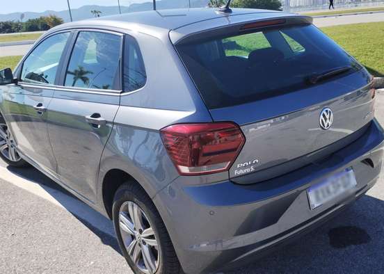 VOLKSWAGEN-POLO-2021