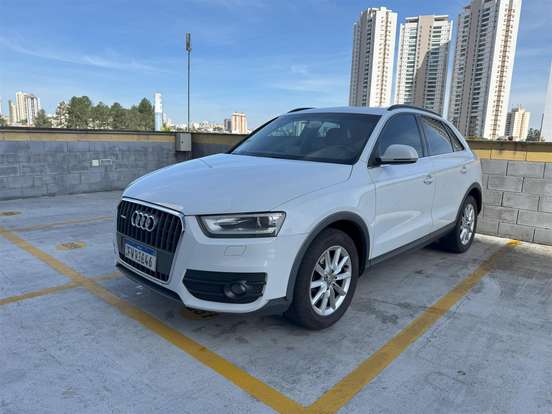 AUDI-Q3-2014