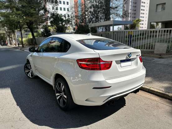 BMW-X6-2011