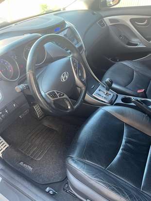 HYUNDAI-ELANTRA-2013