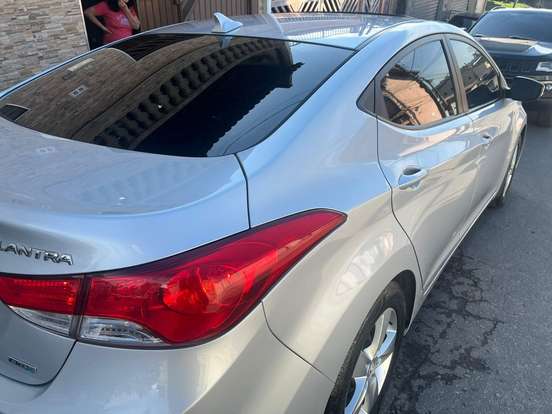 HYUNDAI-ELANTRA-2013