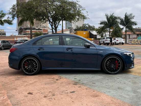 MERCEDES-BENZ-A 35 AMG-2020